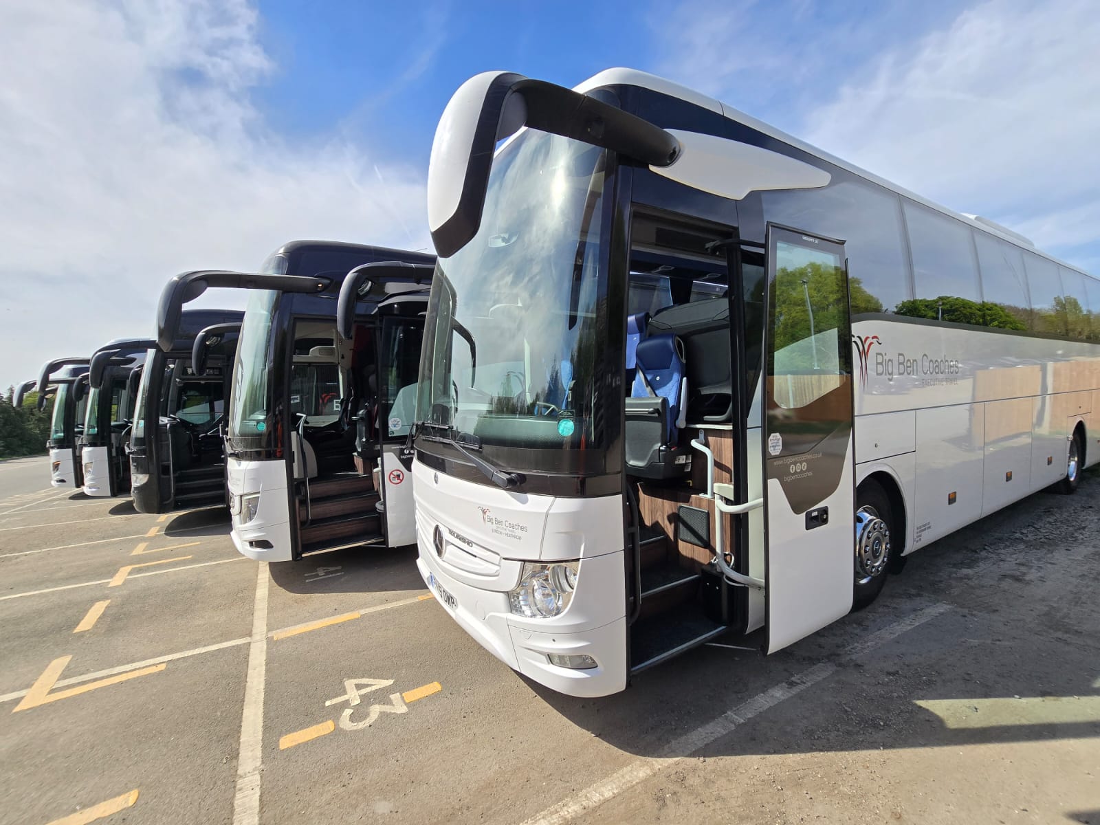 London Biggin Hill Airport Coach Hire